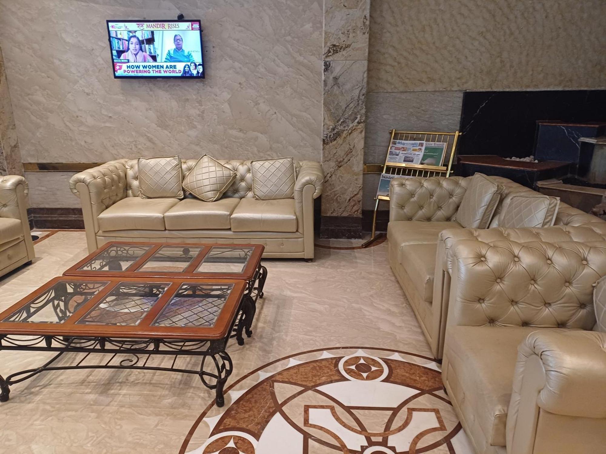Hotel Benzz Park Chennai Luaran gambar