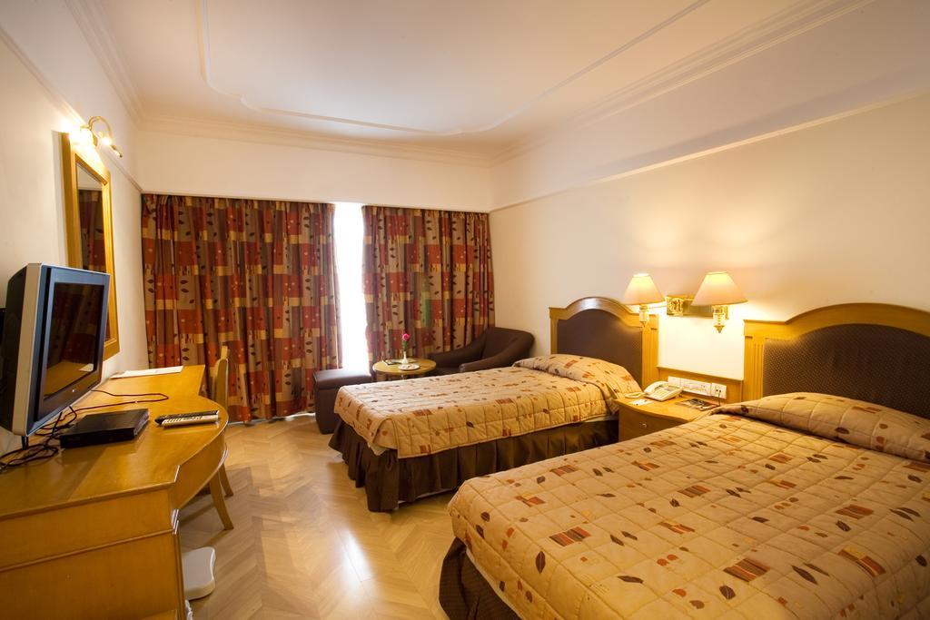 Hotel Benzz Park Chennai Luaran gambar